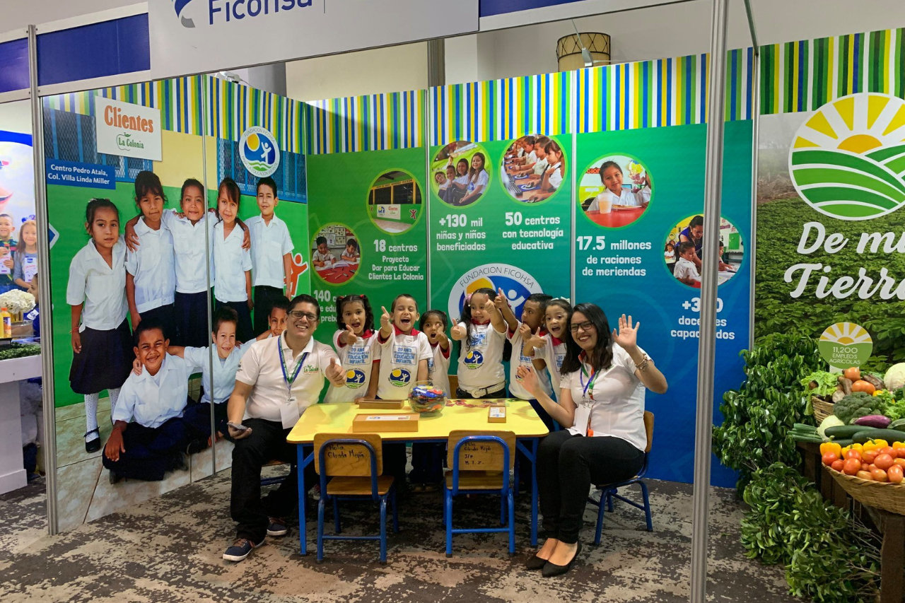 Camilo Atala: 25 años construyendo el futuro educativo con la Fundación Ficohsa