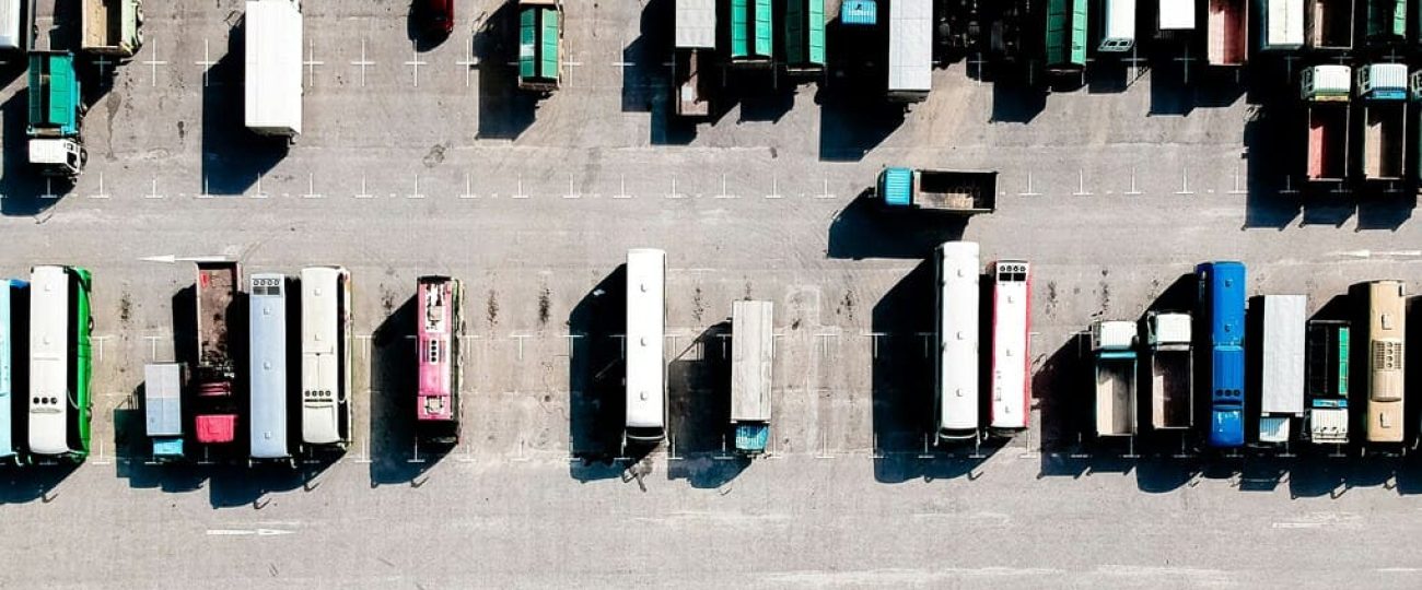 ¿Qué elegir en Panamá? Carga marítima o terrestre para tus envíos